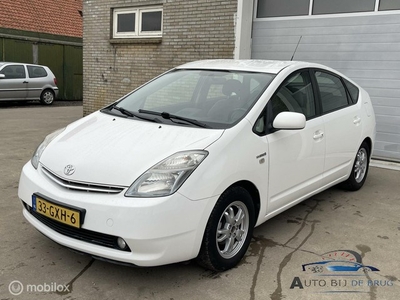 Toyota Prius 1.5 VVT-i Business Edition