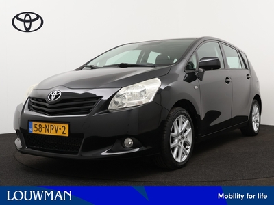 TOYOTA VERSO 1.8 VVT-i Business | Navigatie | Dealer onderhouden | Parkeersensoren |