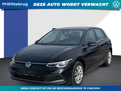 Volkswagen Golf 1.4 eHybrid Style DSG Automaat Parkeersensoren V+A / LED Verlichting / Navigatie / LM Velgen 16 Electr.verst. stoel met geheugen / Climatronic / Stuur+stoelverwarming