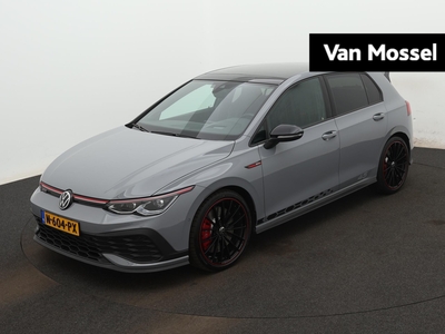 VOLKSWAGEN GOLF 2.0 TSI GTI Clubsport 45 Jahre Edition 300PK DSG | Panorama dak | Akrapovic | Navigatie | IQ Light | Harman Kardon