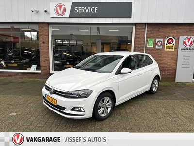 Volkswagen Polo 1.0 Comfortline Business | navigatie | cruise control | parkeer senosren voor en achter | lichtmetalen wielen |