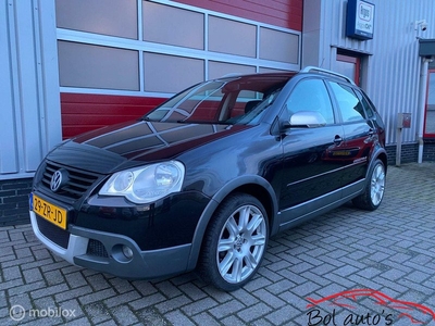 Volkswagen Polo 1.2-12V Cross airco/lmv nieuwe apk!