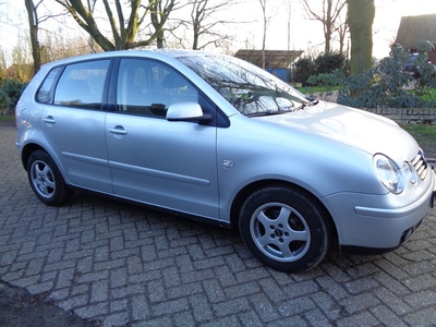 Volkswagen Polo 1.4-16V Comfortline