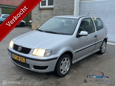 Volkswagen Polo 1.4-16V Trendline