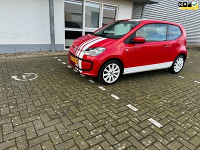 Volkswagen Up! 1.0 move up!