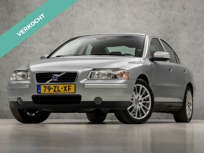 Volvo S60 2.4 Drivers Edition (5 CILINDER, CLIMATE, COMFORTSTOELEN, CRUISE, STUURWIELBEDIENING, STOELVERWARMING, TREKHAAK, NIEUWE APK, NIEUWSTAAT)