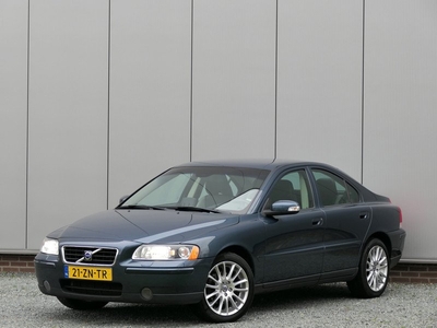 Volvo S60 2.4 Drivers Edition Xenon / Leer / Navi / Cruise Control