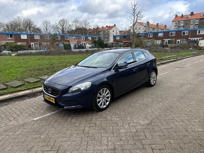 Volvo V40 1.6 D2 Summum Leder Euro 5J Trekhaak Cruise NAVI