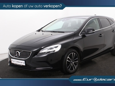 Volvo V40 2.0 T2 Black Edition *Navigatie*Leer*Stoelwarming*