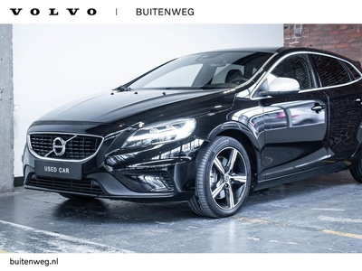 Volvo V40 T3 Automaat Polar+ Sport | Panoramadak | Premium Audio | DAB | Parkeercamera | Alarmklasse 3 | Trekhaak | Keyless entree | Stoelverwarming