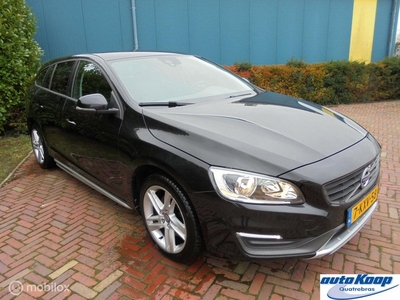 Volvo V60 1.6 D2 Kinetic Trekhaak Airco R Design