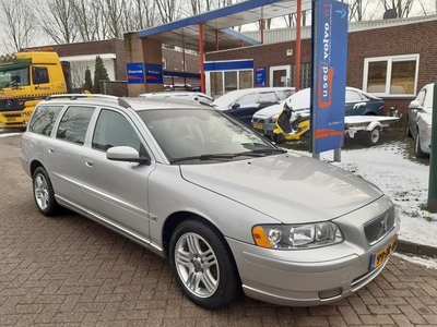 Volvo V70 2.4 D5 Automaat Geartronic (bj 2004)