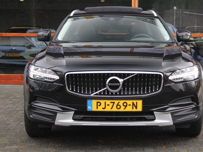 VOLVO V90 Cross Country D4 AWD |Adaptive-cruise | Schuif/kantel-dak | Stoelverwarming |Pilot-assist | BLIS |