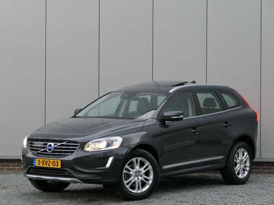 VOLVO XC60 T5 AUT Summum Panoramadak / Xenon / Camera / Adaptieve cruise control / Trekhaak