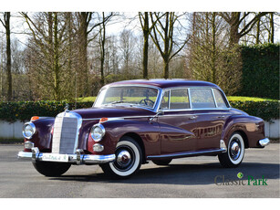 Mercedes-Benz 300-serie 300 D Dora