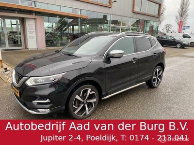 Nissan Qashqai 1.6 Tekna + 163pk 1.500kg Trekgewicht , Panoramadak , Leer, Stoel & Stuur verwarming , Trekhaak afneembaar , Camera 360o rondom , Priveglas