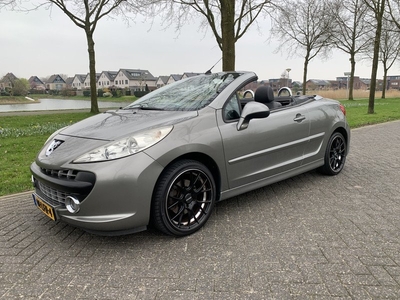 Peugeot 207 CC 1.6-16V T Roland Garros