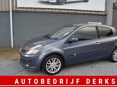 Renault Clio 1.6-16V Dynamique Luxe Airco Stuurbekrachtiging Jaar APK