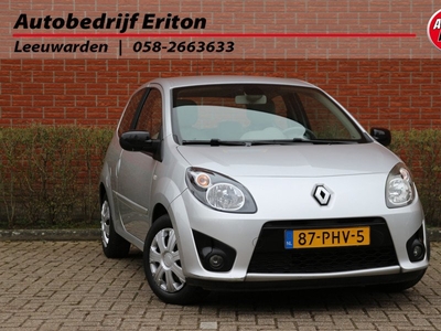 Renault Twingo 1.2-16V 75pk Initiale | NL-auto | Leder | Cruise control | Climate control | Elek. ramen | Radio | Metallic lak | Parkeersensoren |