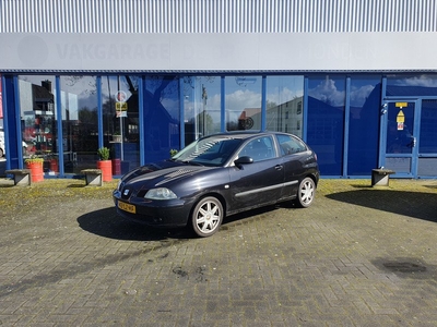 SEAT Ibiza 1.4-16V Sport