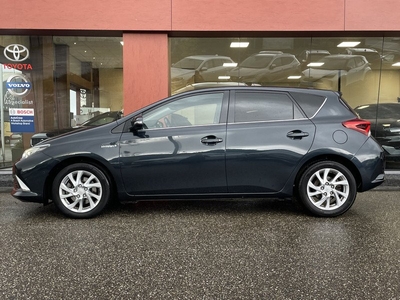 Toyota Auris 1.8 Hybrid DYNAMIC | PANO | NAV | CAMERA | HALF-LEER