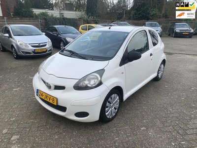 Toyota Aygo 1.0-12V Access // Airco // Nieuwe APK