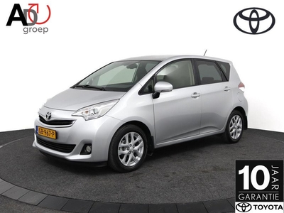 Toyota Verso-S 1.3 VVT-i Dynamic | Navigatie | Climate-Control | Cruise-control | Parkeercamera |