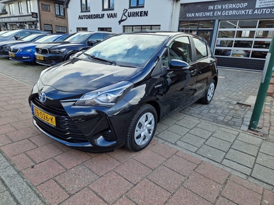 Toyota Yaris 1.5 Hybrid Active, Climate control,Cruise control,Navigatie,Achteruitrij camera