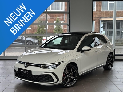 Volkswagen Golf 1.4 eHybrid GTE 19'' Pano Keyles Sfeer BTW!