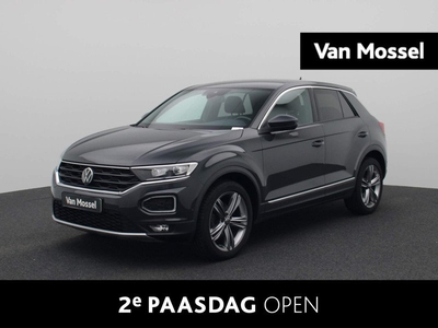 Volkswagen T-Roc 1.5 TSI Sport 150 PK | Automaat | Navigatie | Camera | Adaptive Cruise Control | Climate Control | Stoelverwarming | Parkeersensoren | Virtual Cockpit | Rijprofielen | LED | Lichtmetalen velgen | Privacy glass |