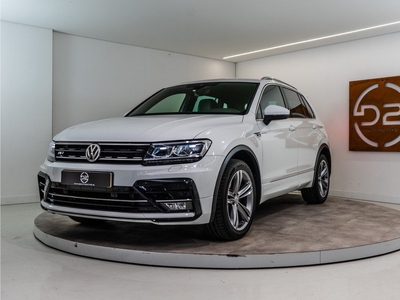 Volkswagen Tiguan 2.0 TSI 4Motion Highline 3x R-Line 221PK | Elek. Trekhaak | LED | Navi | CarPlay | 12 MND Garantie