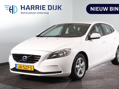 Volvo V40 2.0 T2 Kinetic | Cruise | PDC | NAV | Auto. Airco | Trekhaak | LM 16