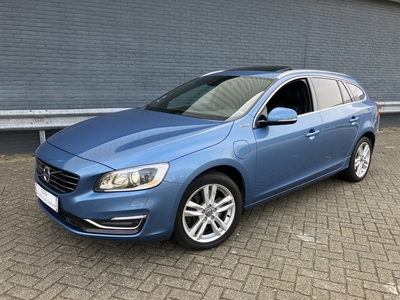 Volvo V60 2.4 D6 AWD Plug-In Hybrid ✅XENON-LEDER-ACC-PANO