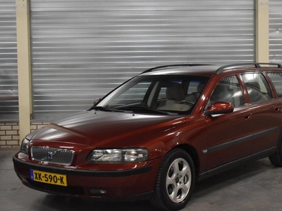 Volvo V70 2.4 170PK 131.000KM!! Youngtimer