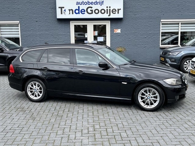 BMW 3-serie Touring 318i Luxury Line NAV. CLIMA