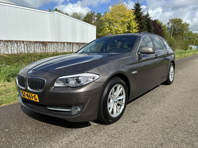 BMW 5 Serie Touring 520d High Executive / AUTOMAAT / PANORAMADAK / NAVI / CRUISE