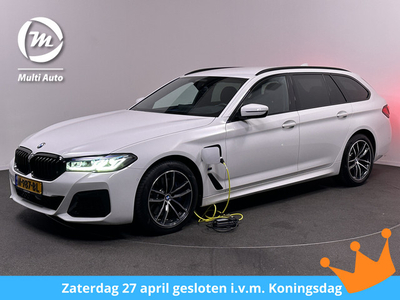 BMW 5 Serie Touring 530e M-Sport | Laser Led | Trekhaak af Fabriek | Camera | Adaptive Cruise | Head-up Display | Carplay |