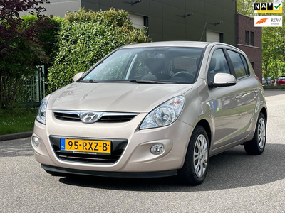 Hyundai I20 1.2i i-Motion 5DR*Airco*Trekhaak*106.000 NAP*Dealer onderhouden*Nieuwe APK*2e eigenaar*