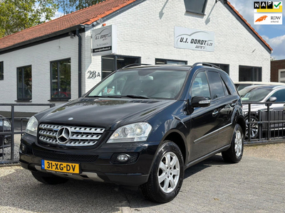 Mercedes-Benz M-klasse 320 CDI zeer knappe en goed rijdende auto !