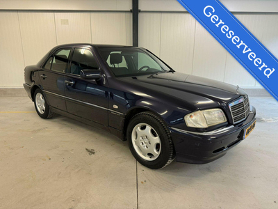 Mercedes C-klasse 180 Elegance ( Org. NL / NAP / 154.000km )