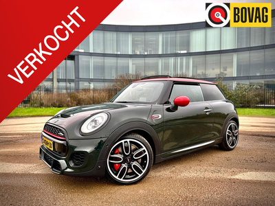 MINI Cooper 2.0 John Cooper Works Chili H&K Pano Camera Rebel Green