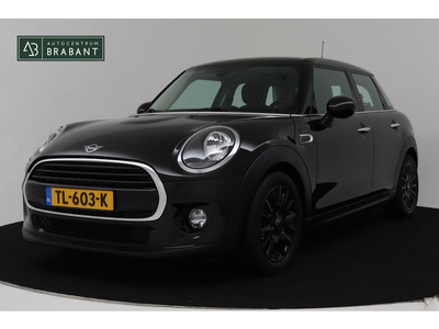 Mini Mini 1.5 Cooper Automaat (NAVIGATIE, MULTIMEDIA, 5-DEURS, CRUISE, STUURBEDIENING)