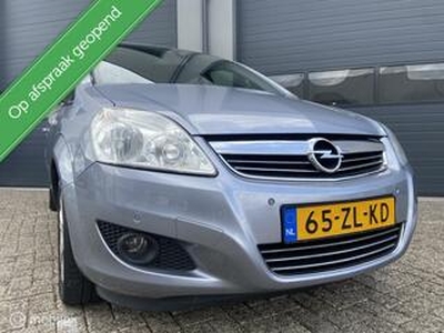 Opel ZAFIRA 2.2 Cosmo Automaat Uitvoering & 7 Persoons