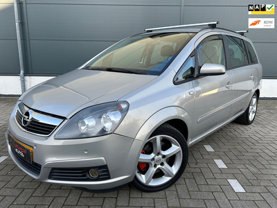 Opel Zafira 2.2 Temptation , AUTOMAAT , 7 PERS ,AIRCO !!!!