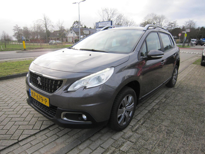 Peugeot 2008 1.2 PureTech Blue Lion navi