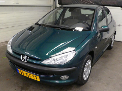 Peugeot 206 1.4 Gentry - Automaat - 5 deurs - Airco