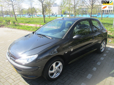 Peugeot 206 1.4 X-Design