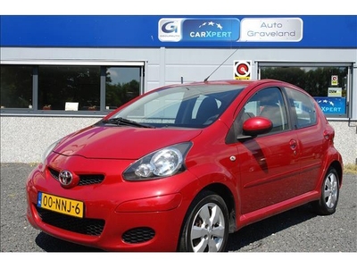 Toyota Aygo 1.0-12V Aspir. Red , airco , stuurbekr , el ramen