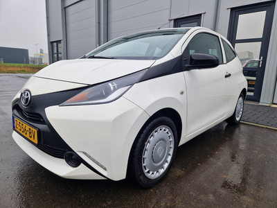 Toyota Aygo 1.0 VVT-i x