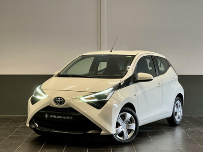 Toyota Aygo 1.0 VVT-i X-play | Camera | Carplay | Airco | 1e eigenaar |